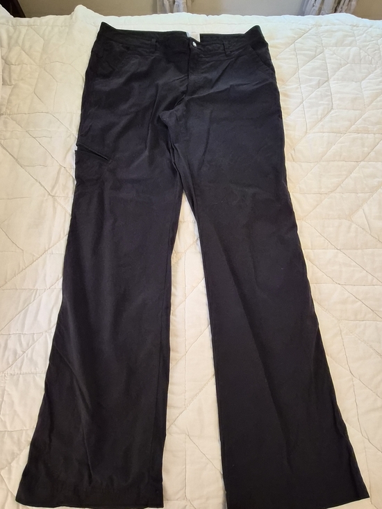 Eddie Bauer Pants - Eddie Bauer Tall Black Travex Cargo Pants - Size 16T